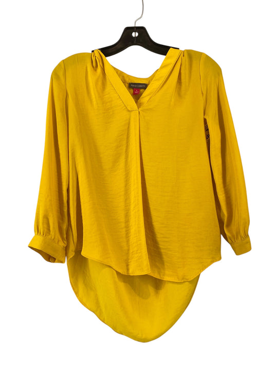 Top Long Sleeve By Vince Camuto In Yellow, Size: S