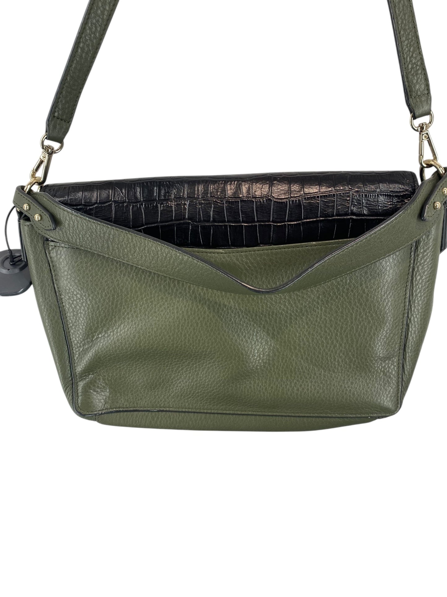 Crossbody By Clothes Mentor, Size: Medium