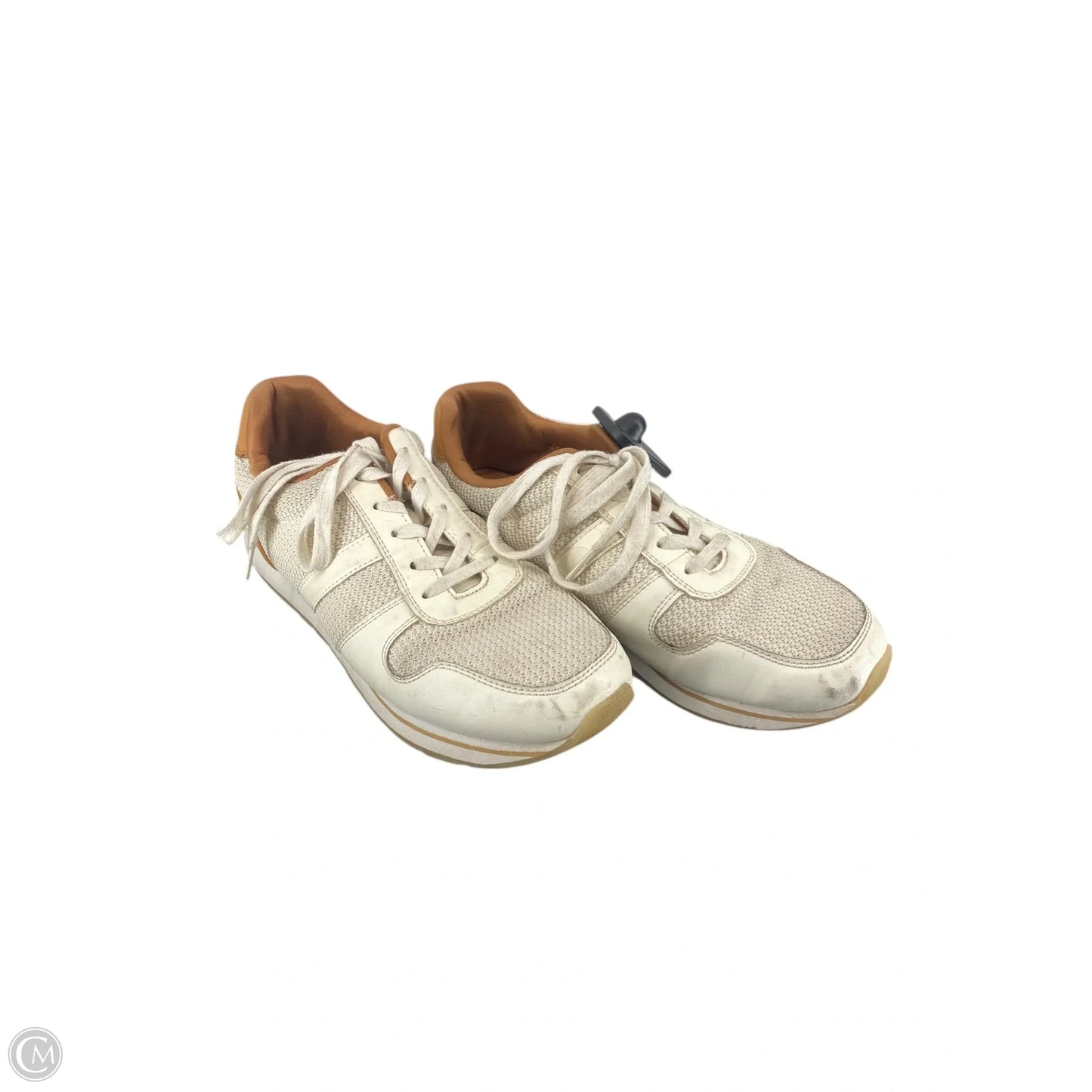 Shoes Sneakers By Banana Republic In Cream, Size: 9