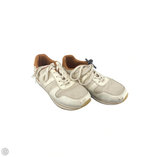 Shoes Sneakers By Banana Republic In Cream, Size: 9