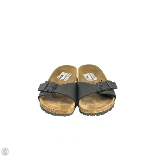 Sandals Flats By Birkenstock In Brown, Size: 8.5