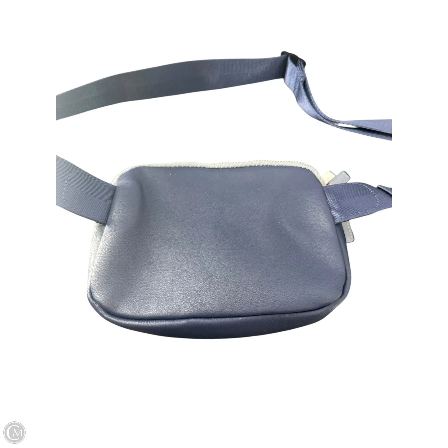 Crossbody By Clothes Mentor, Size: Small