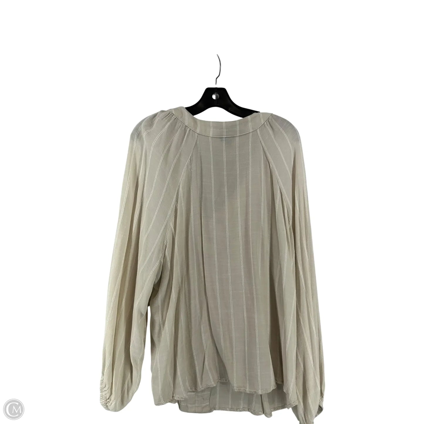 Top Short Sleeve By Torrid In Tan, Size: 1x