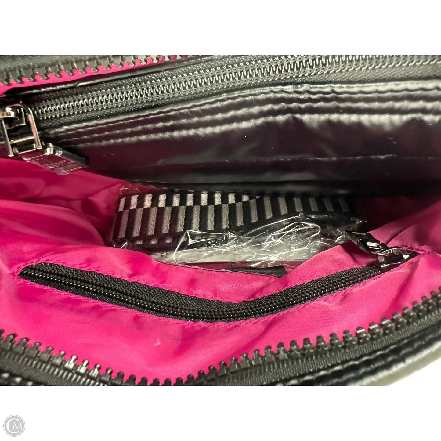 Crossbody By Think Royln, Size: Large