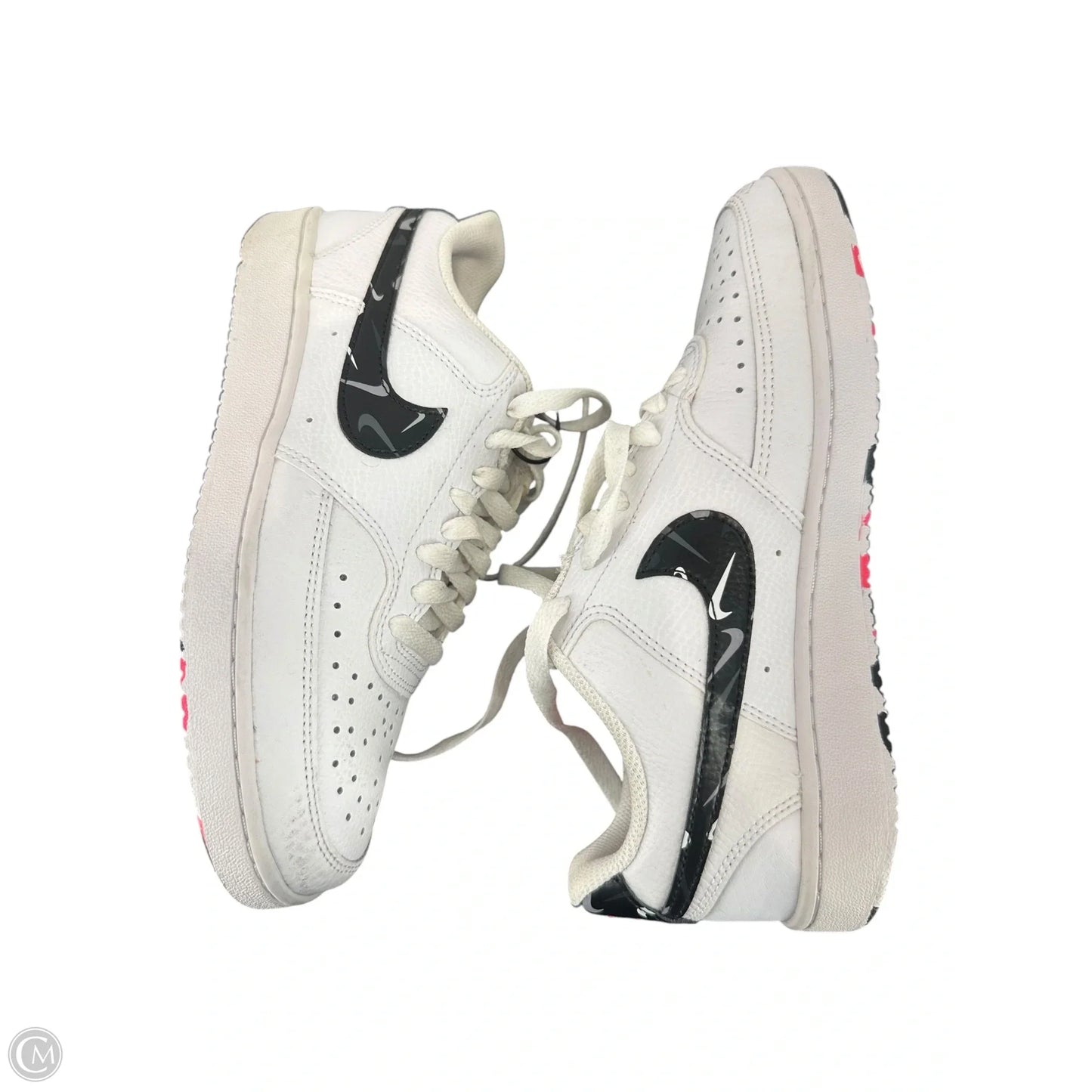Shoes Sneakers By Nike In White, Size: 7.5
