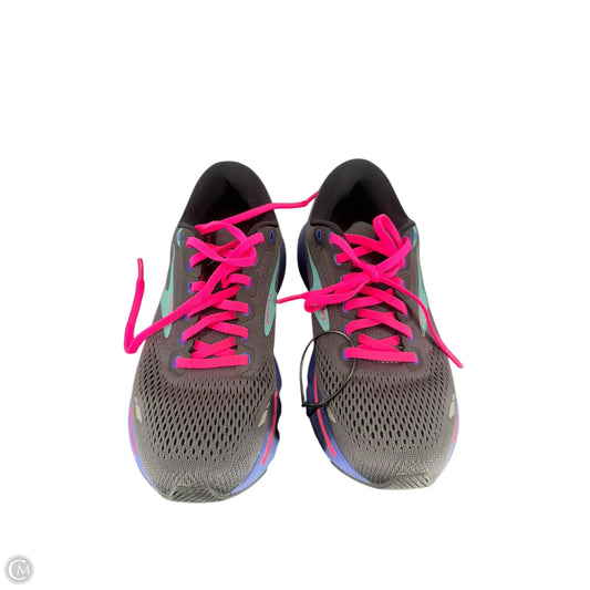 Shoes Athletic By Brooks In Grey, Size: 8