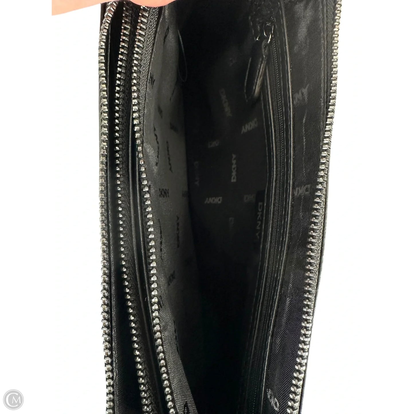 Handbag By Dkny, Size: Medium