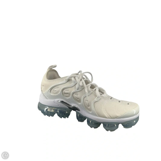 Shoes Athletic By Nike In White, Size: 7
