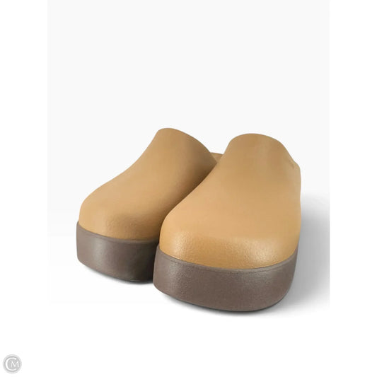 Shoes Heels Platform By Crocs In Tan, Size: 9