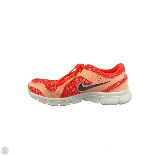 Shoes Athletic By Nike In Coral, Size: 9