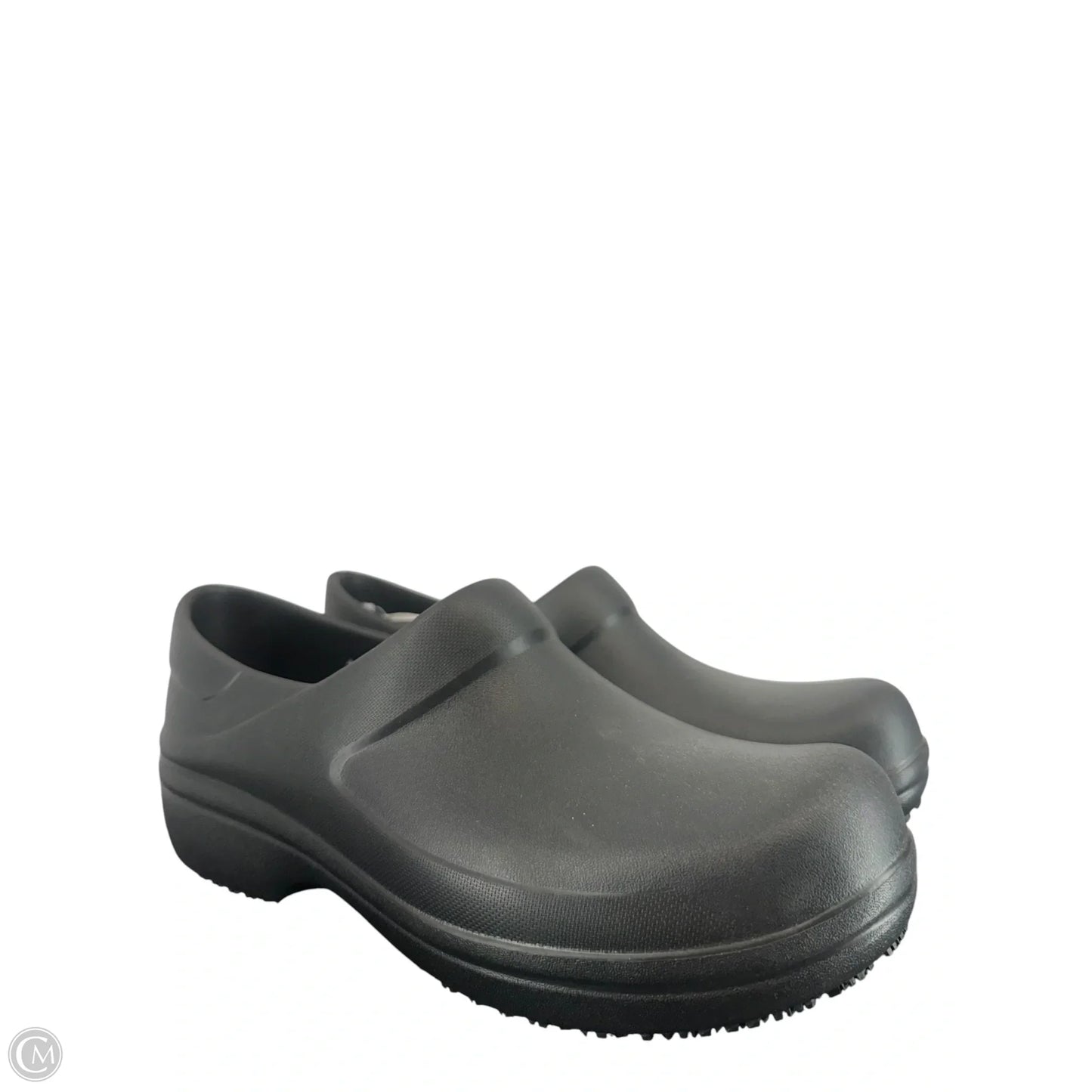 Shoes Flats By Crocs In Black, Size: 10
