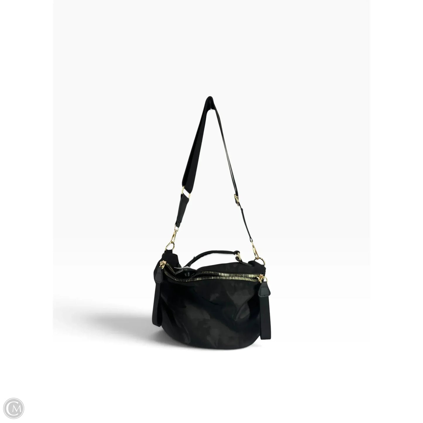 Crossbody By Clothes Mentor, Size: Medium