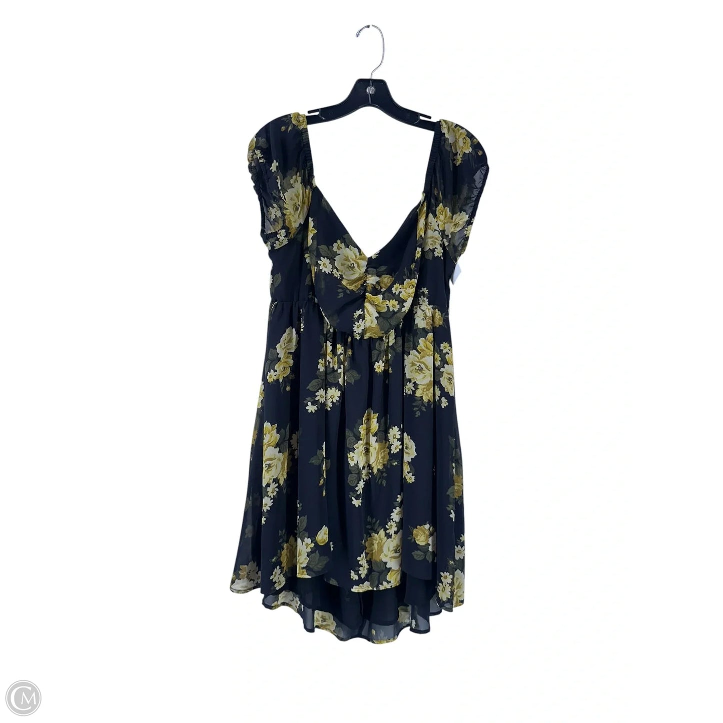 Top Short Sleeve By Torrid In Floral Print, Size: 1x