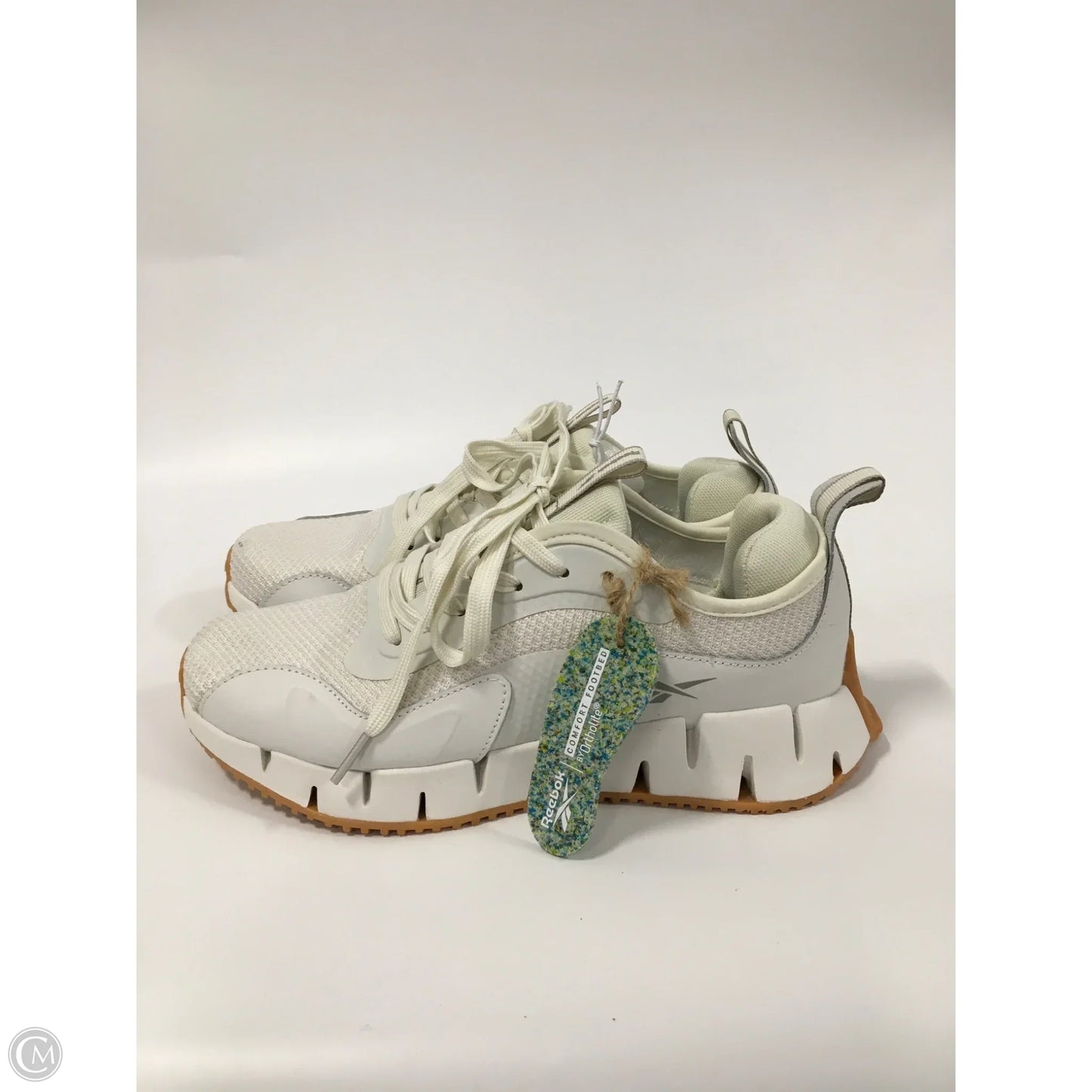 Shoes Athletic By Reebok In White, Size: 8