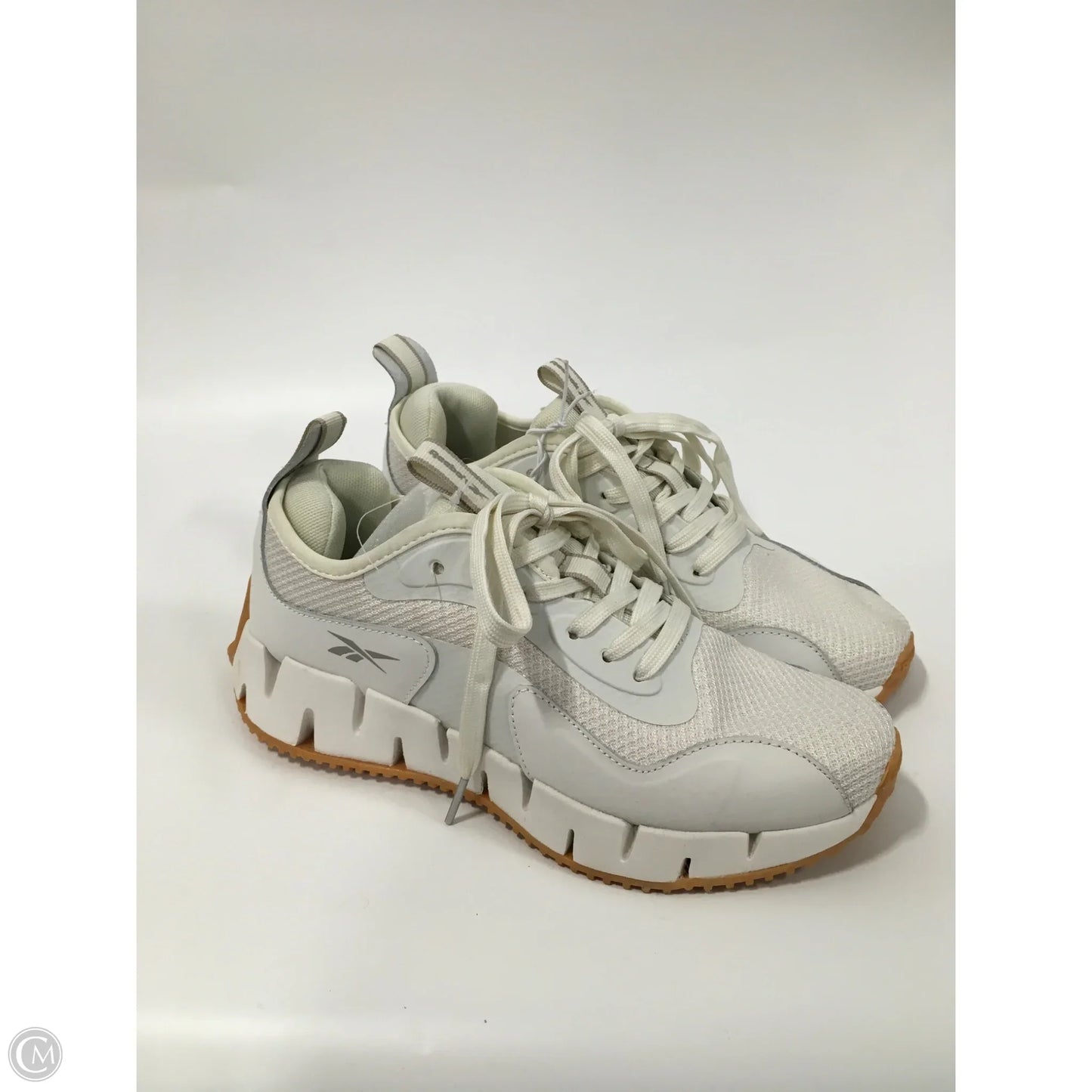 Shoes Athletic By Reebok In White, Size: 8