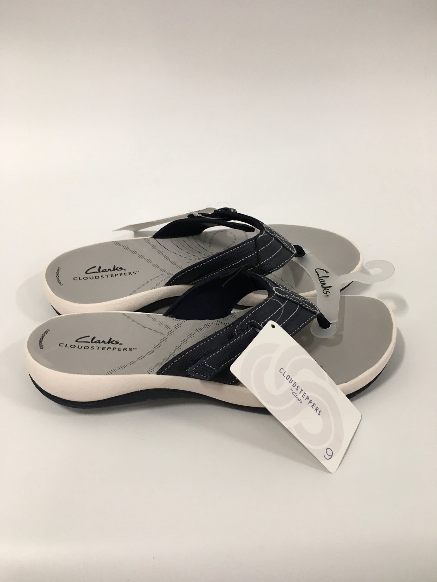 Blue Grey Sandals Flip Flops Clarks, Size 9