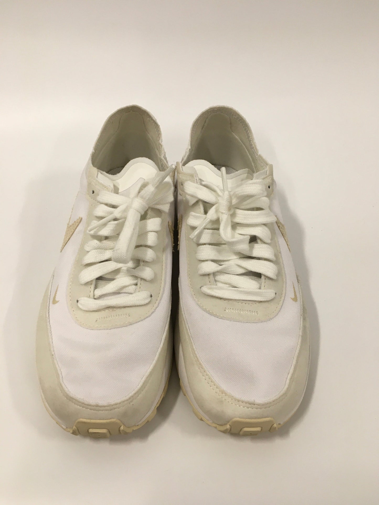 White Shoes Athletic Nike, Size 7.5