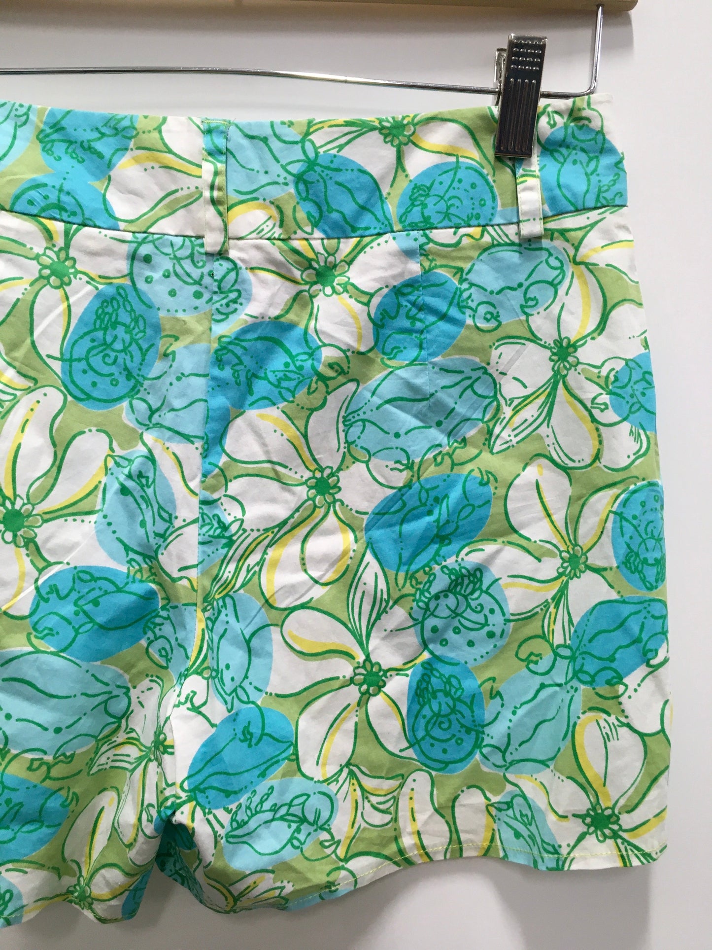 Shorts By Lilly Pulitzer  Size: 6