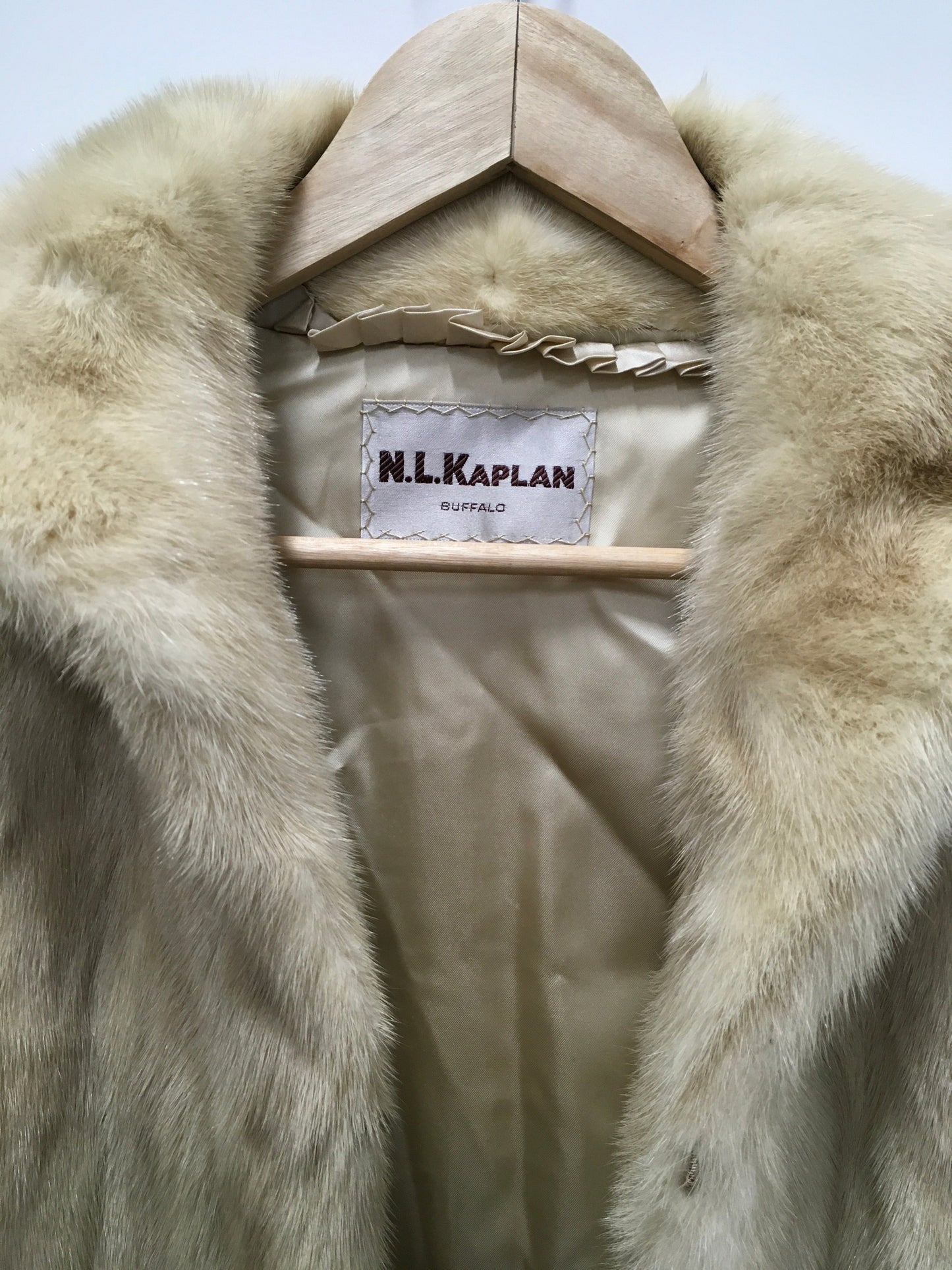 Coat Fur By N.L.KAPLAN  In Tan, Size: S