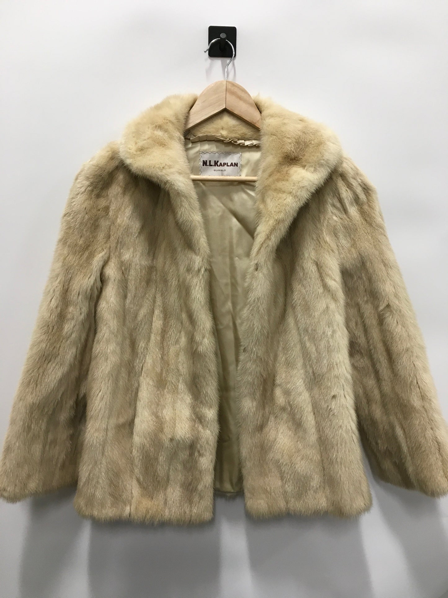 Coat Fur By N.L.KAPLAN  In Tan, Size: S