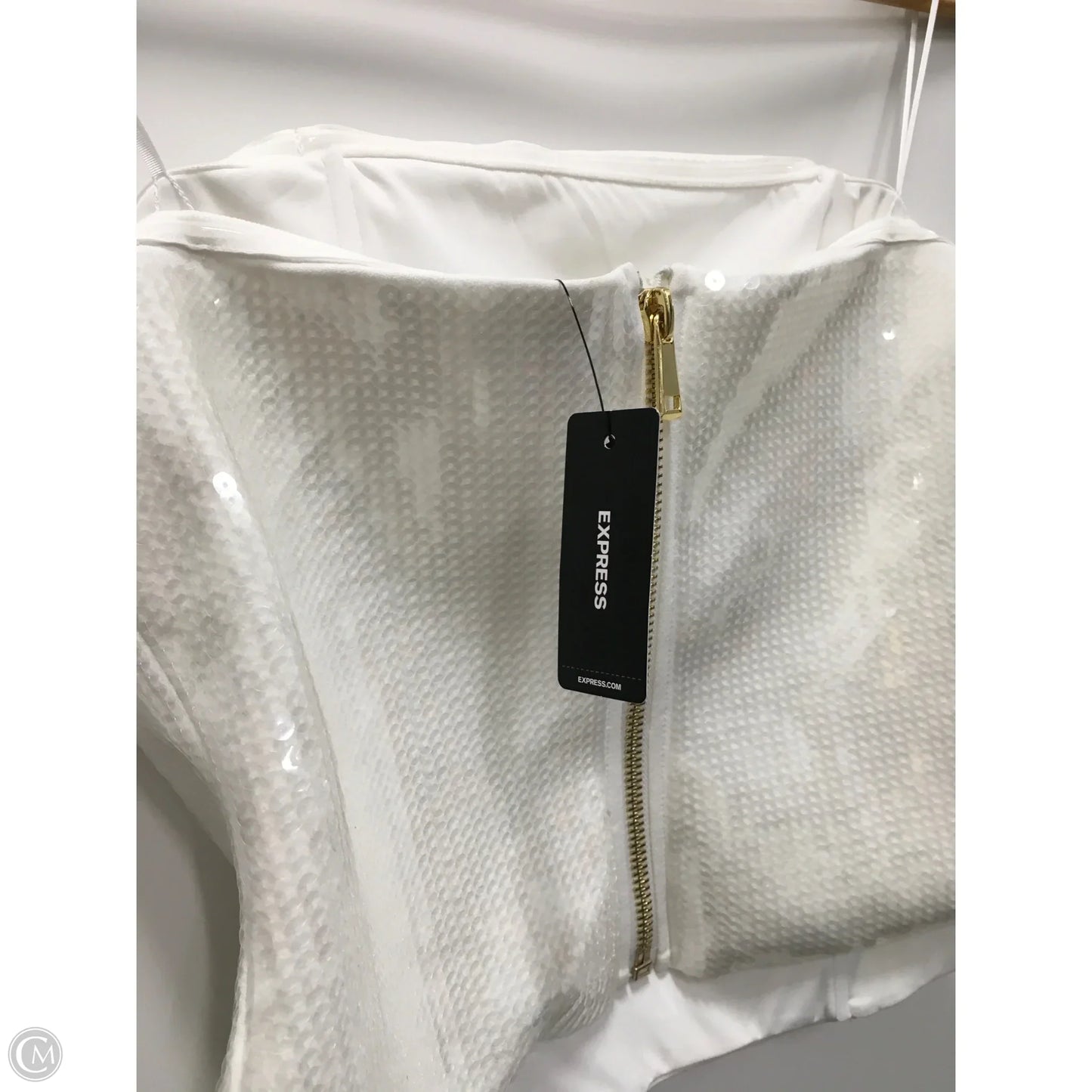 Top Sleeveless By Express In White, Size: L