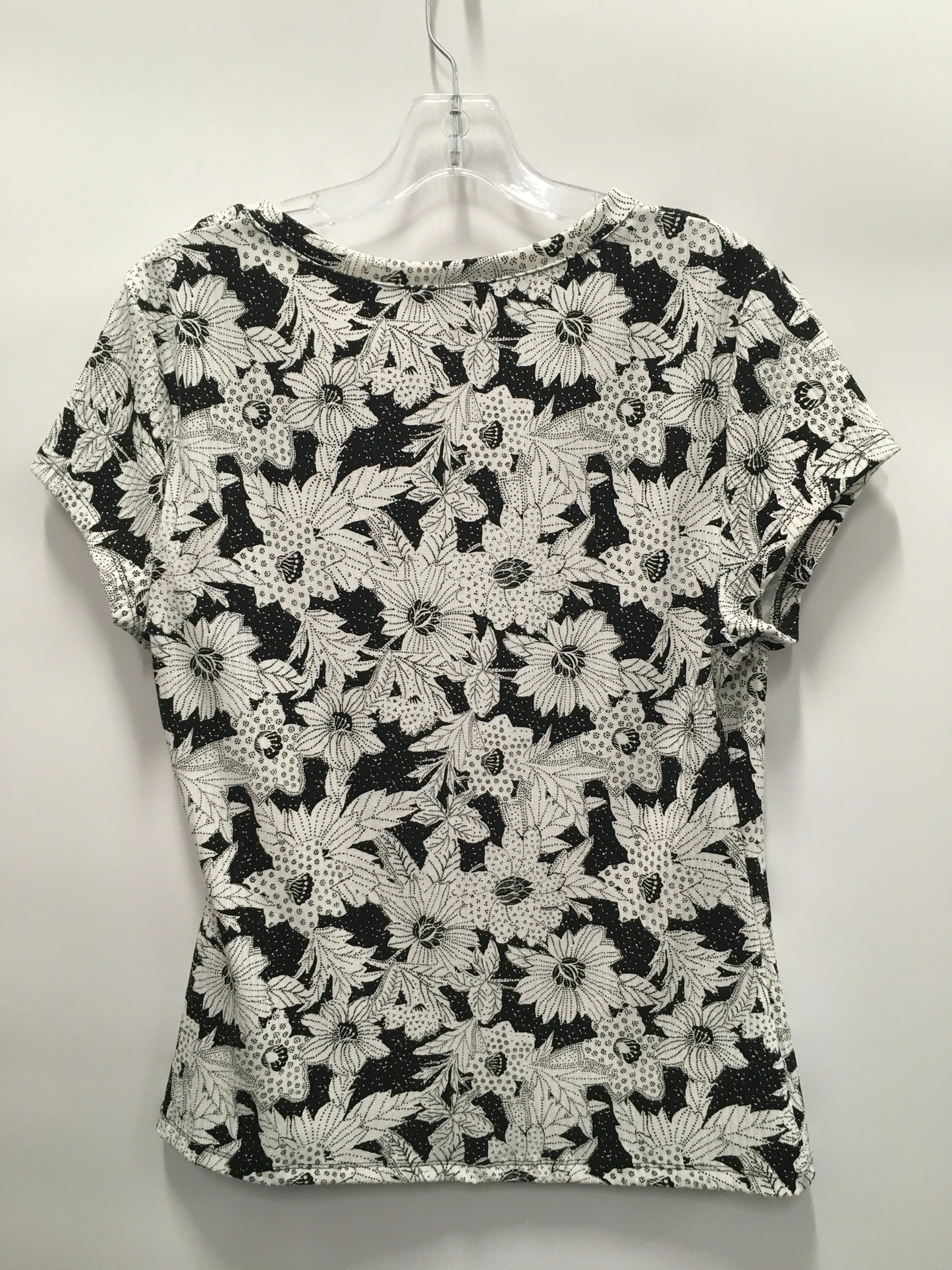 Top Short Sleeve By Inc  Size: Xl