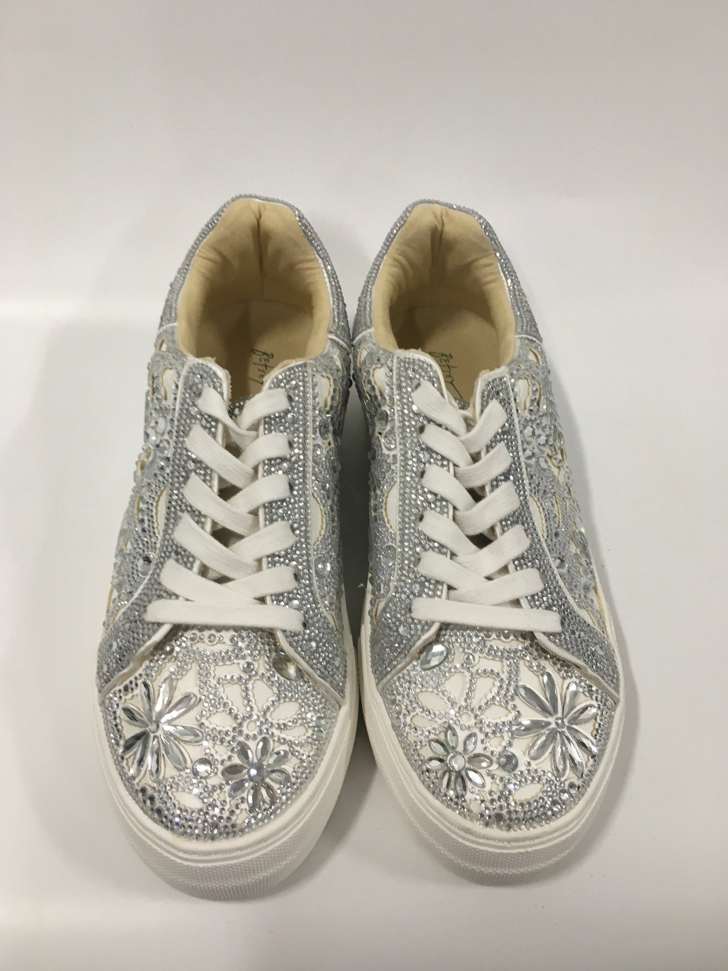 Shoes Sneakers By Betsey Johnson In Silver, Size: 8.5