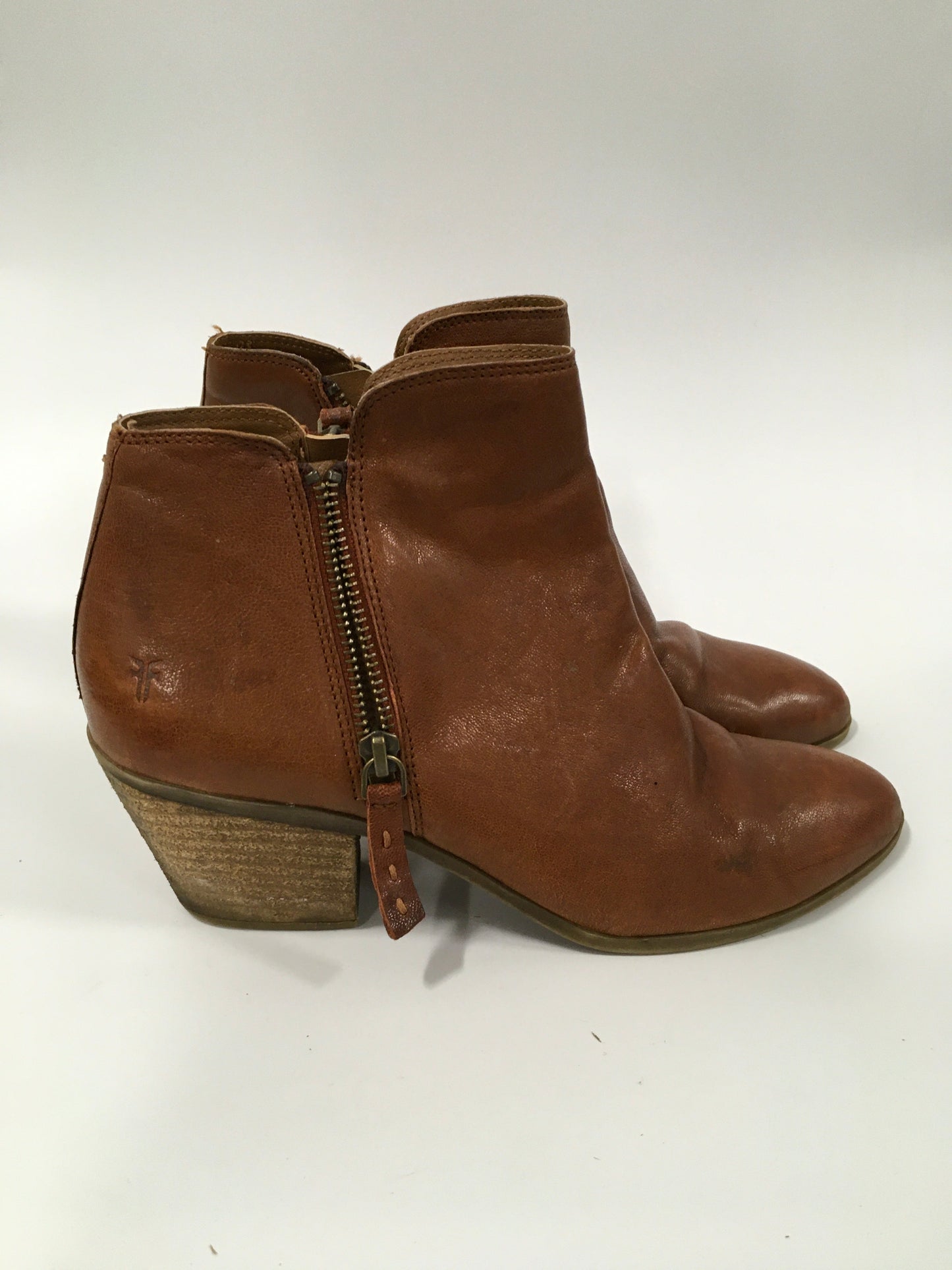 Brown Boots Ankle Heels Frye, Size 8.5