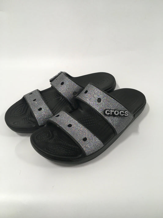 Silver Sandals Flats Crocs, Size 6