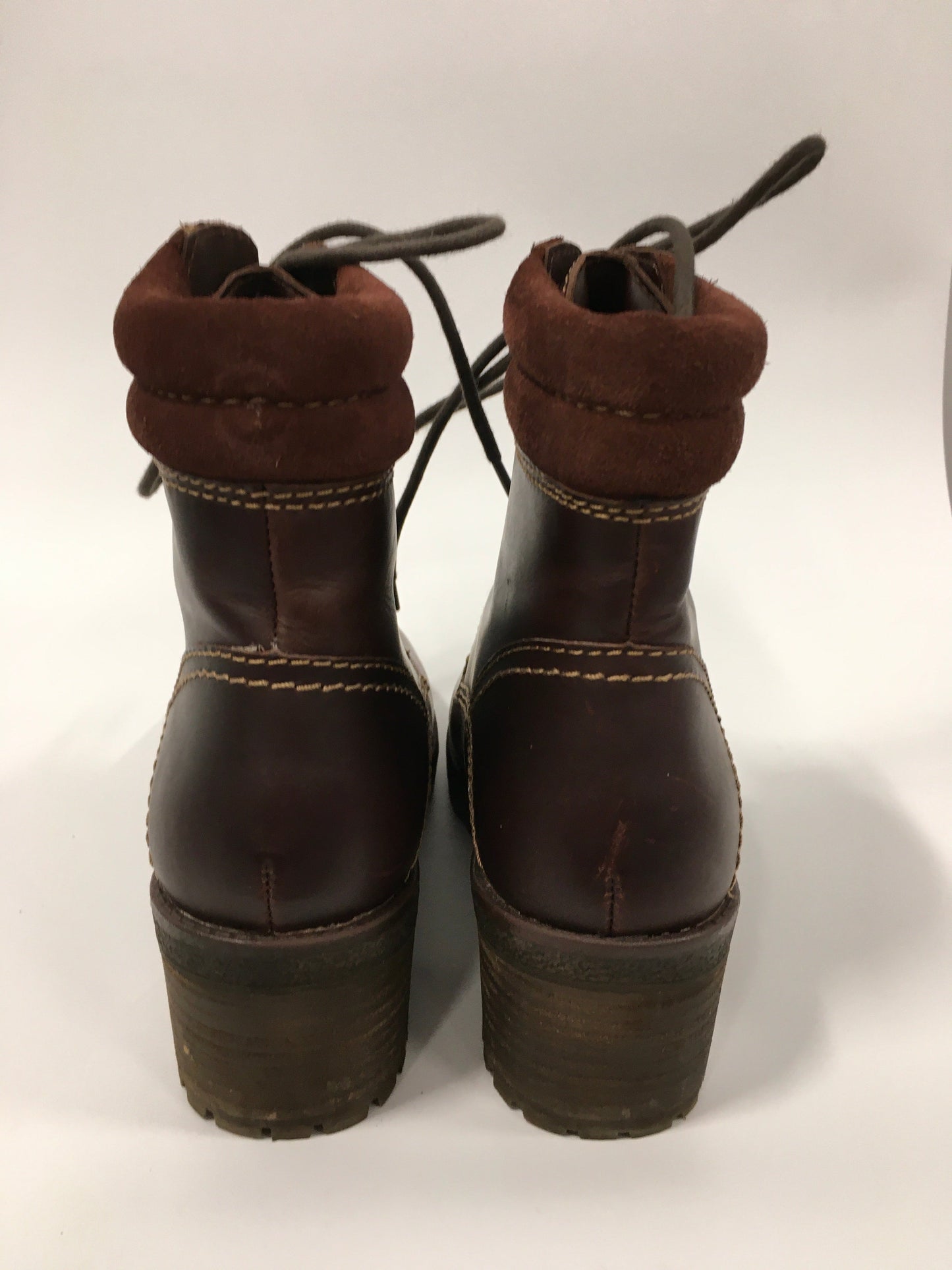 Brown Boots Snow Cougar, Size 7