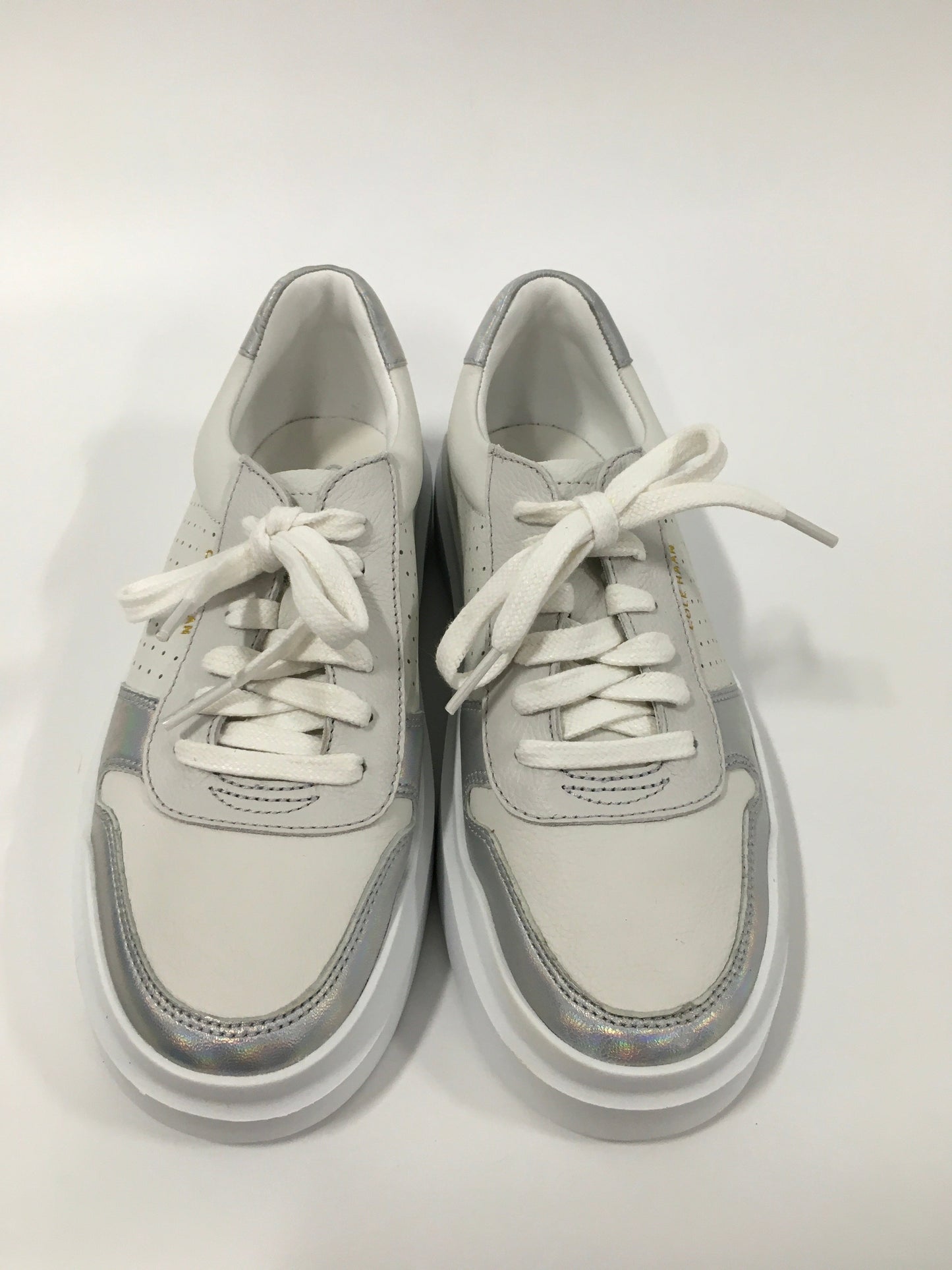 White Shoes Sneakers Cole-haan, Size 7.5