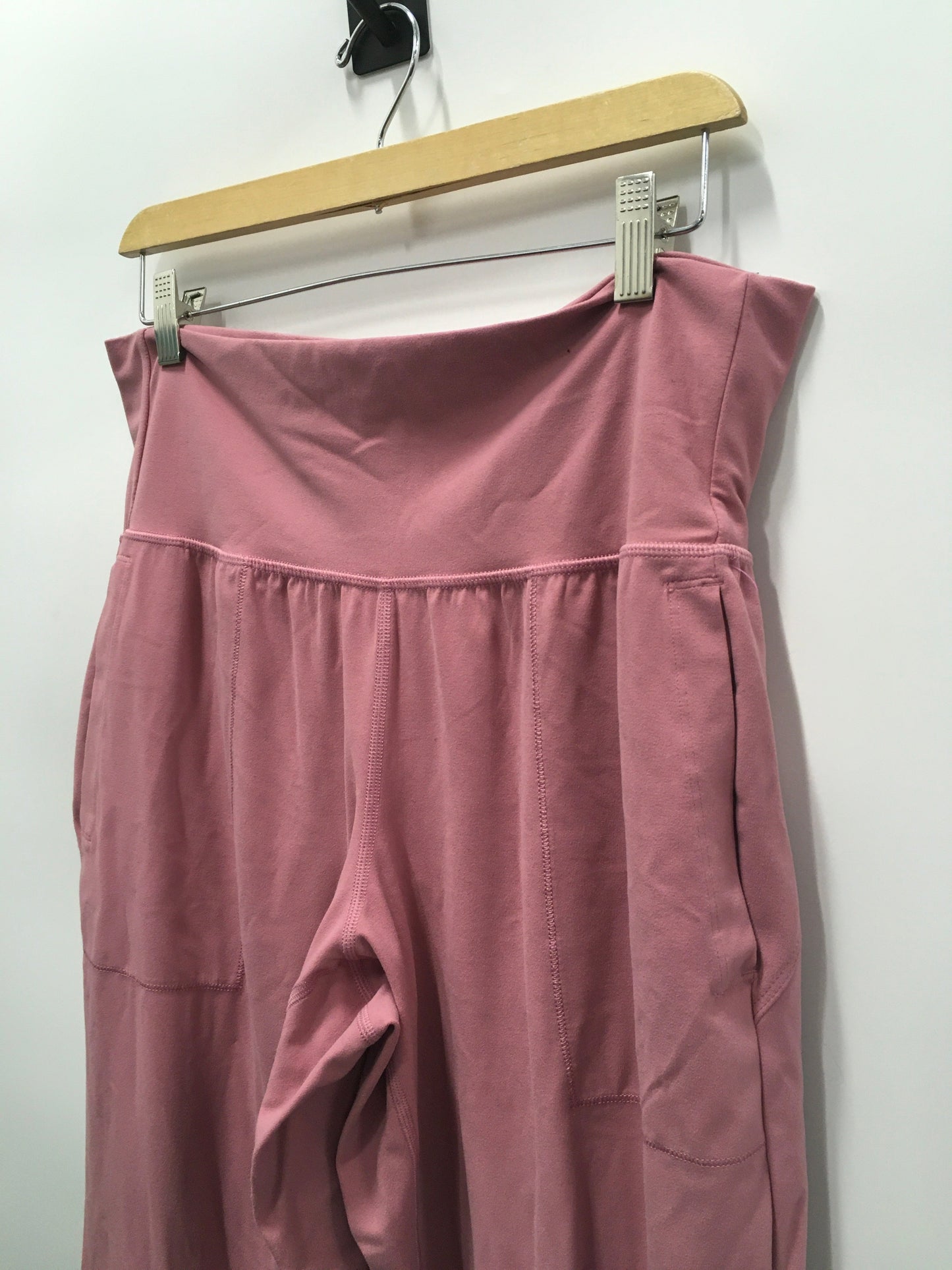 Pink Athletic Shorts Athleta, Size 1x