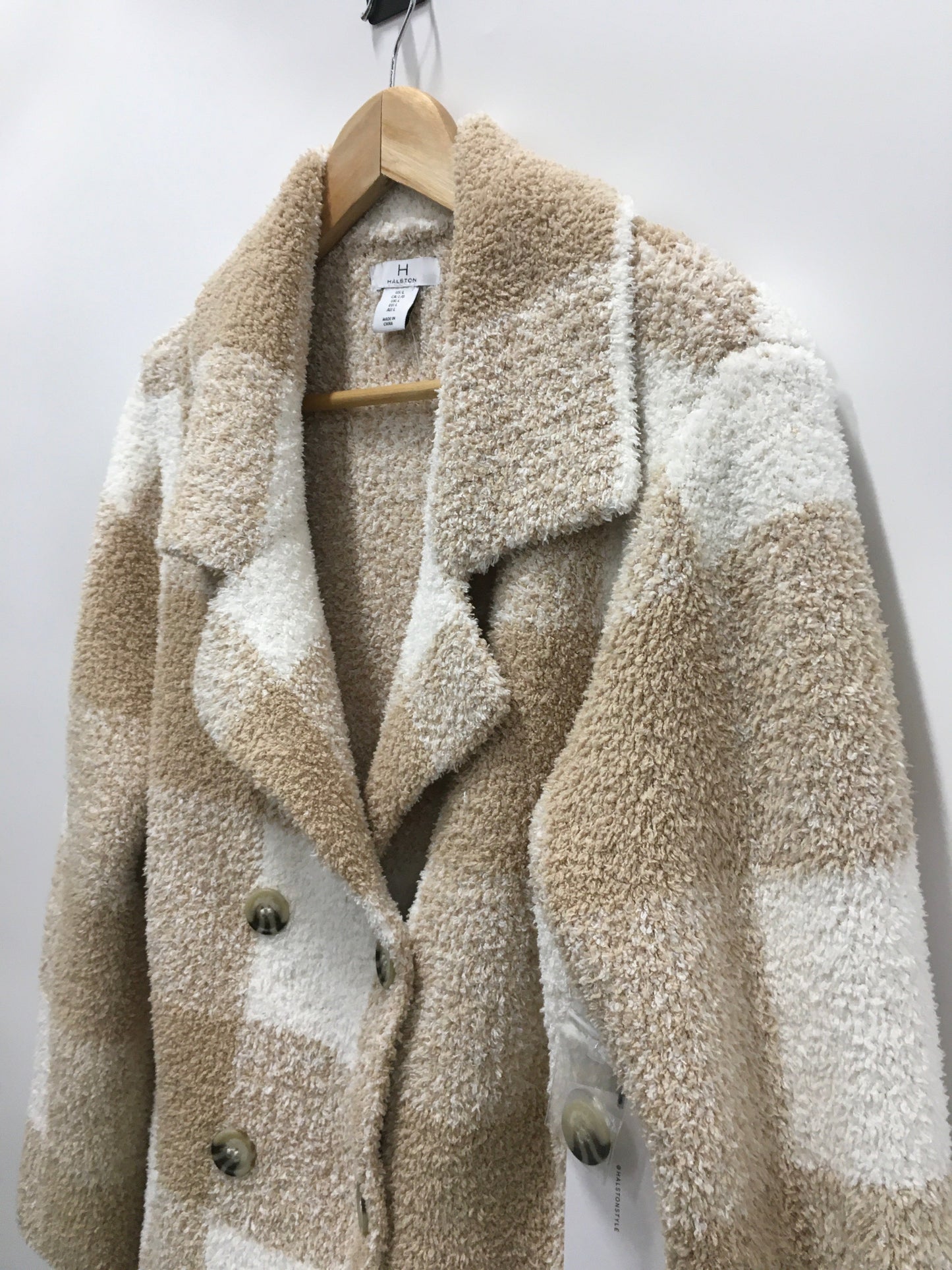 Jacket Faux Fur & Sherpa By Halston In Beige, Size: L