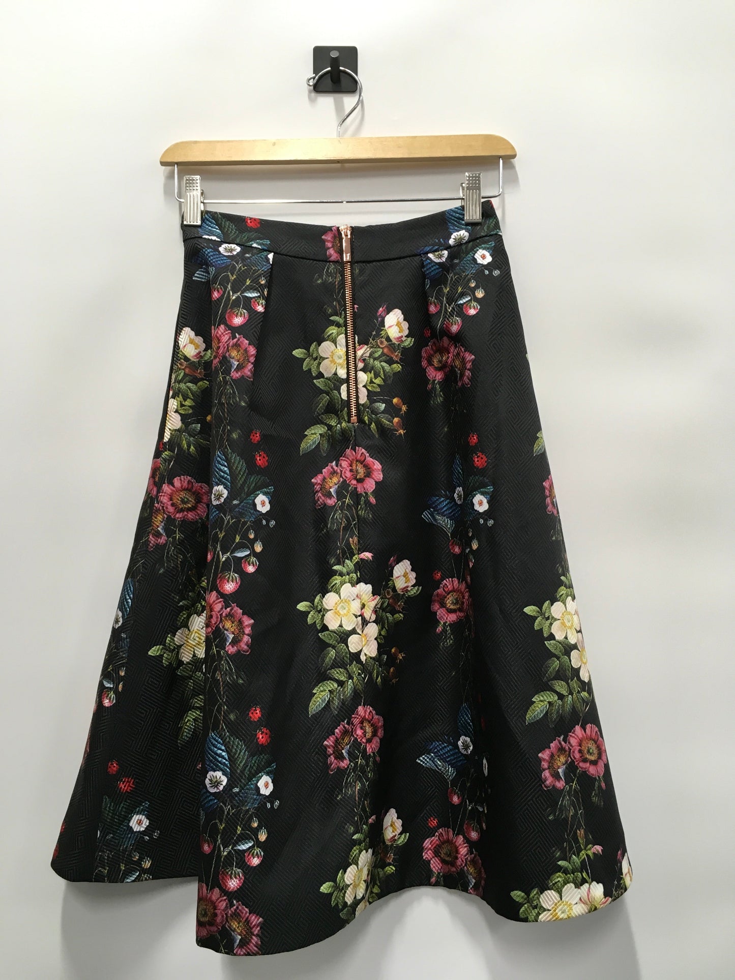 Skirt Midi By Ted Baker In Floral Print, Size: M