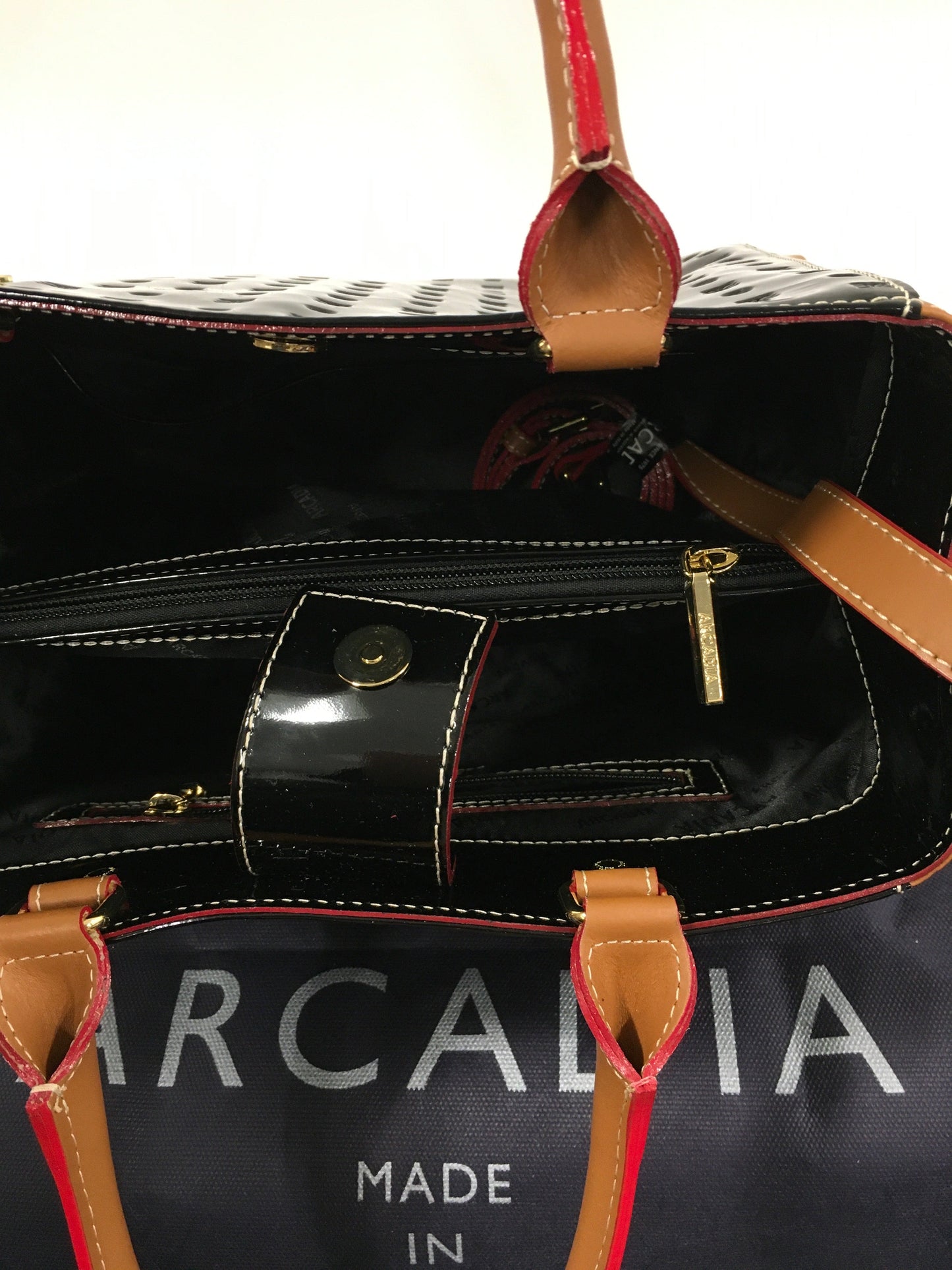 Handbag Designer By ARCADIA Size: Large