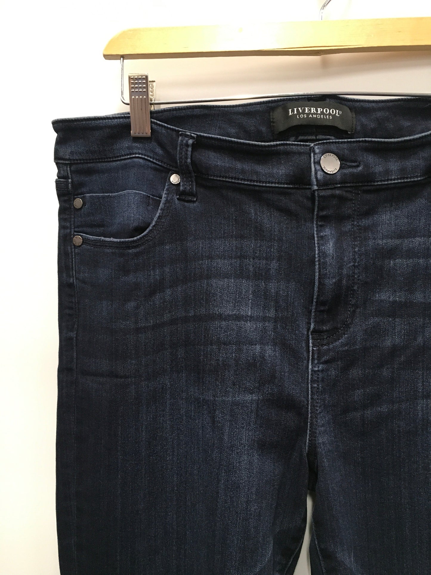 Jeans Skinny By Liverpool  Size: 14