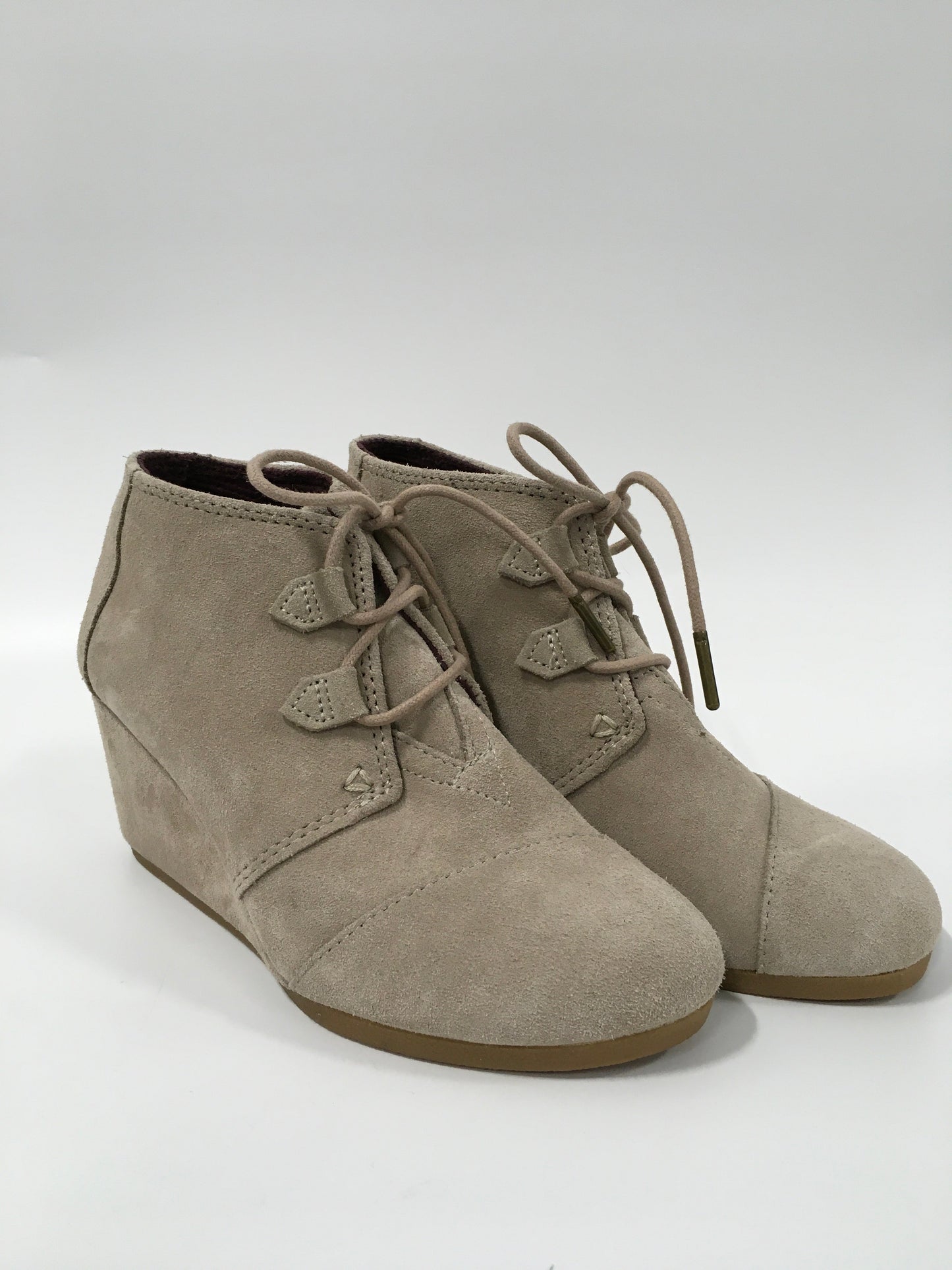 Shoes Heels Wedge By Toms In Tan, Size: 7.5