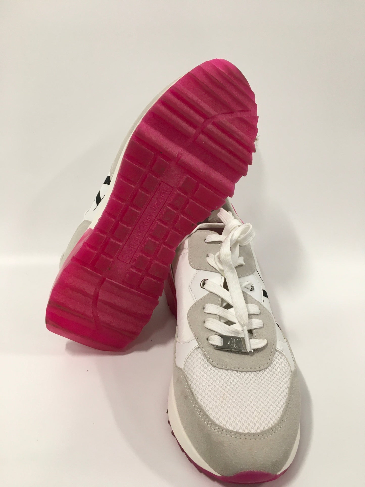 Shoes Athletic By Calvin Klein In Cream & Pink, Size: 10