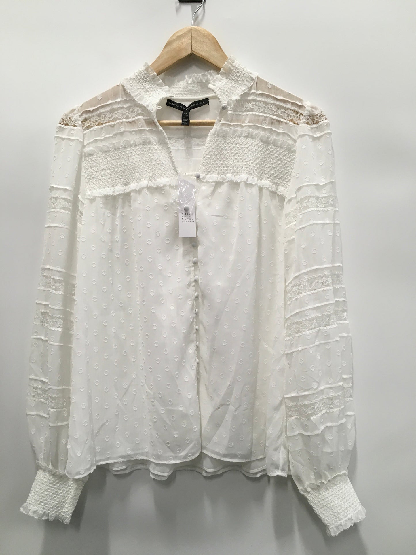 Top Long Sleeve By White House Black Market In White, Size: Xs