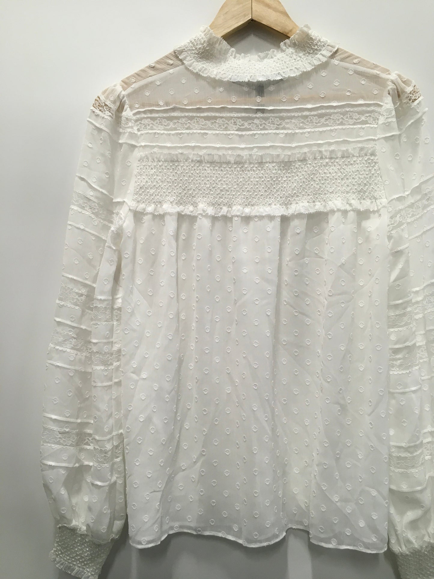 Top Long Sleeve By White House Black Market In White, Size: Xs