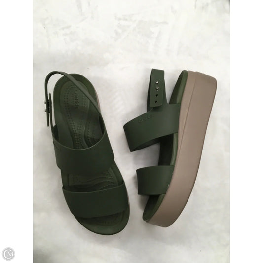 Sandals Heels Platform By Crocs In Green, Size: 8