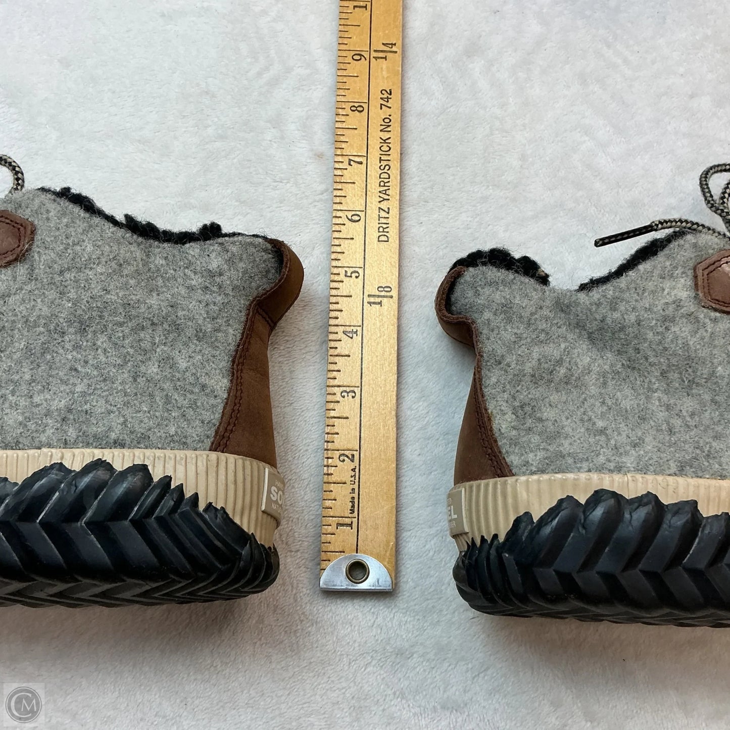 Boots Ankle Flats By Sorel In Grey & Tan, Size: 7.5