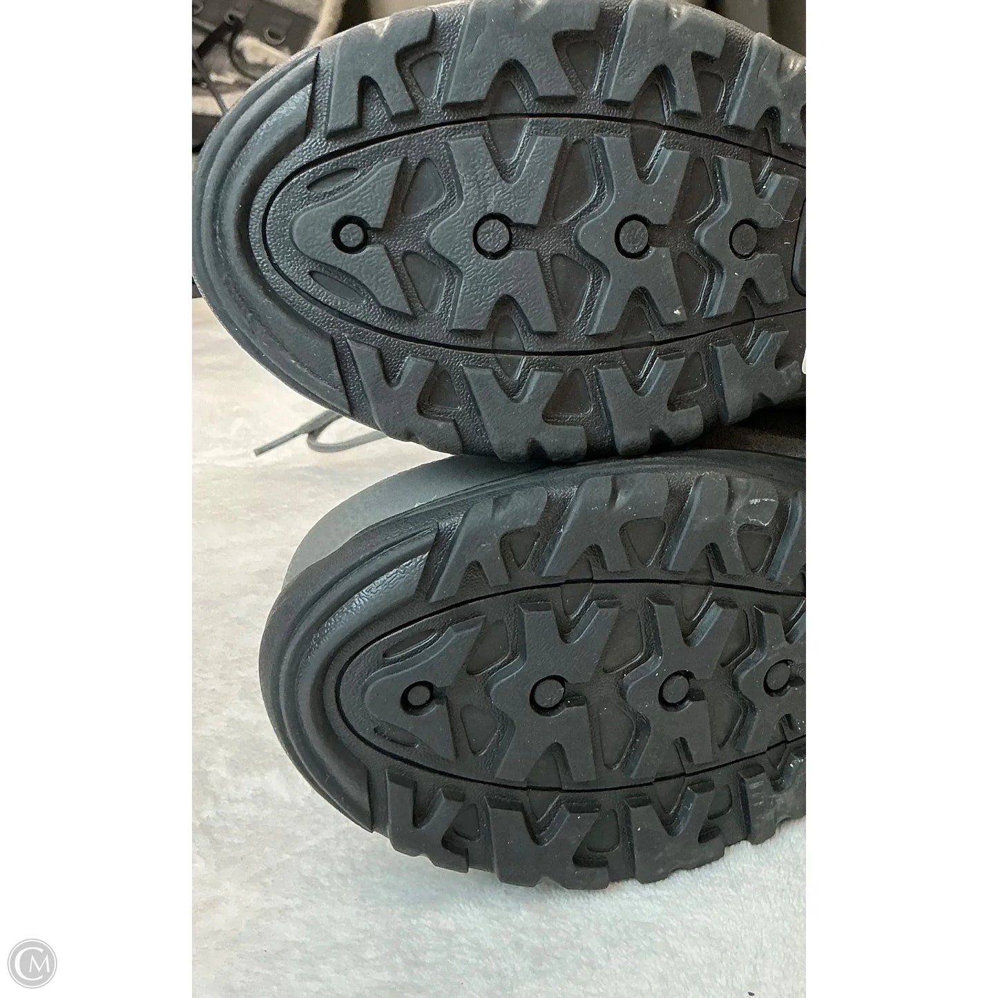 Boots Snow By Columbia In Grey, Size: 9
