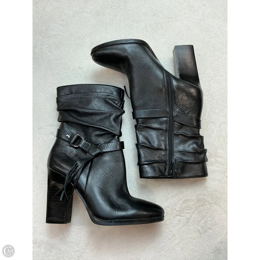 Boots Ankle Heels By Guess In Black, Size: 9