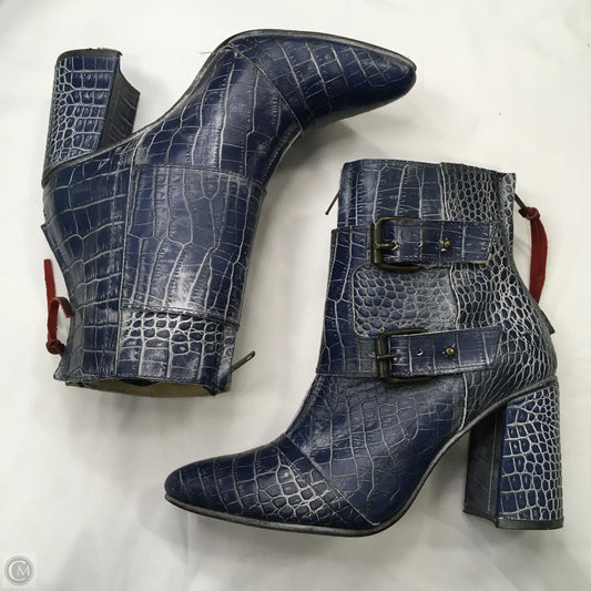 Boots Ankle Heels By Freebird In Blue, Size: 10