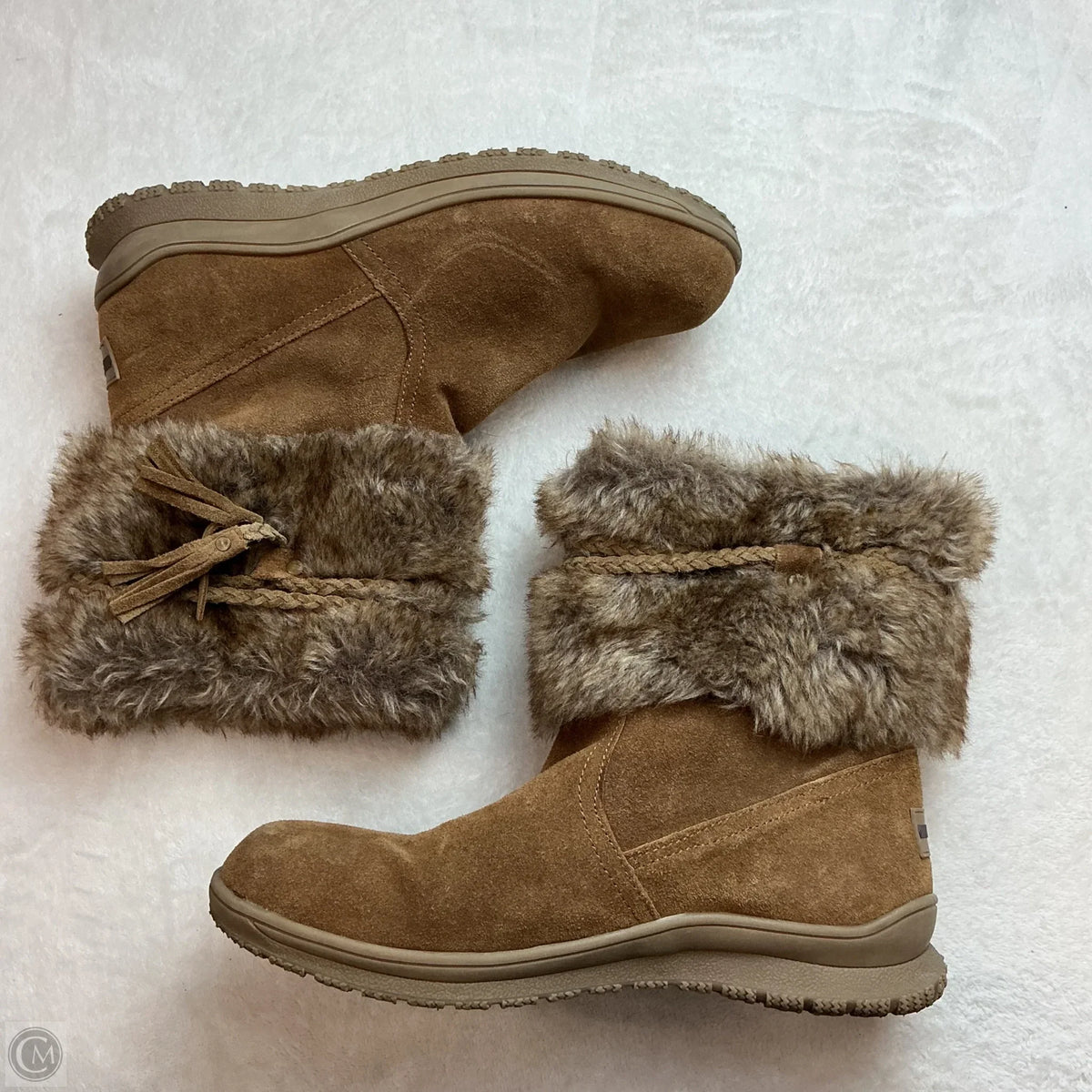 Boots Ankle Flats By Minnetonka In Brown, Size: 10