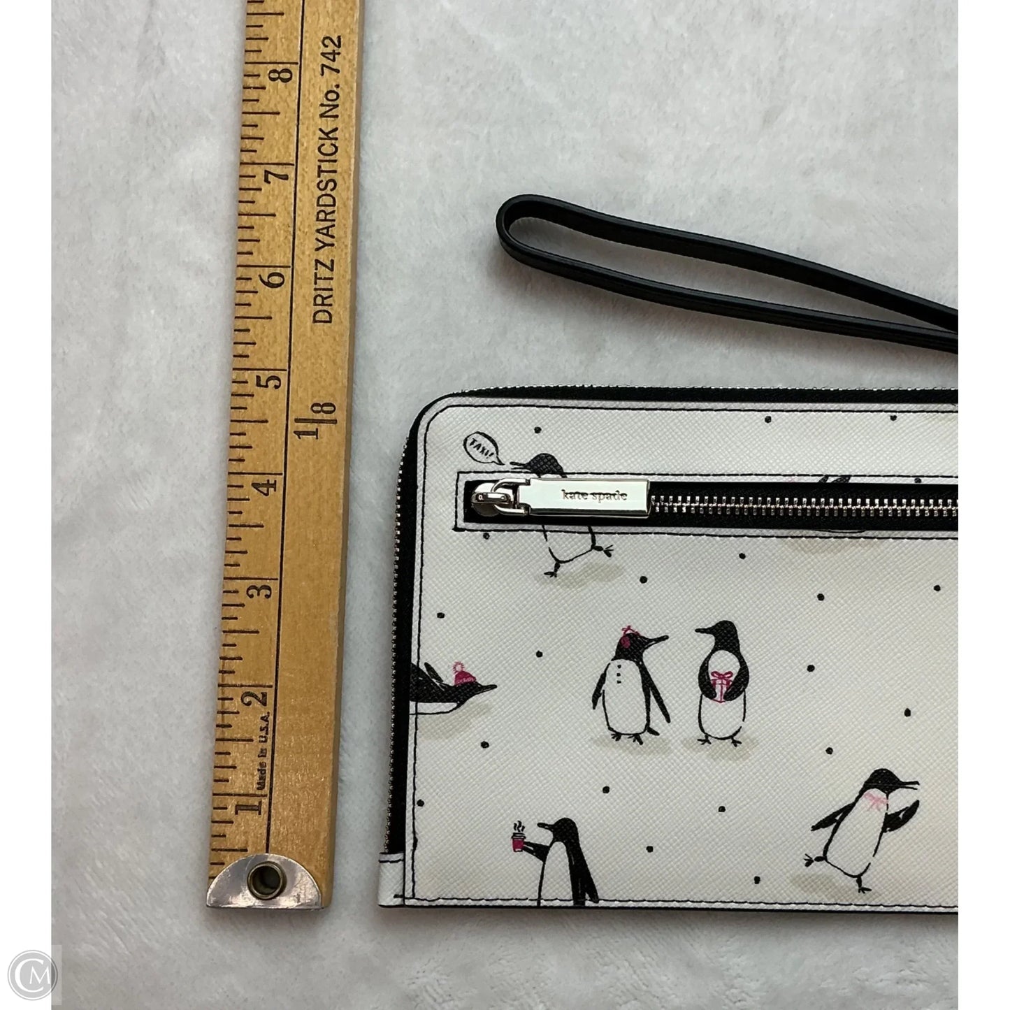 Wristlet Designer By Kate Spade, Size: Medium