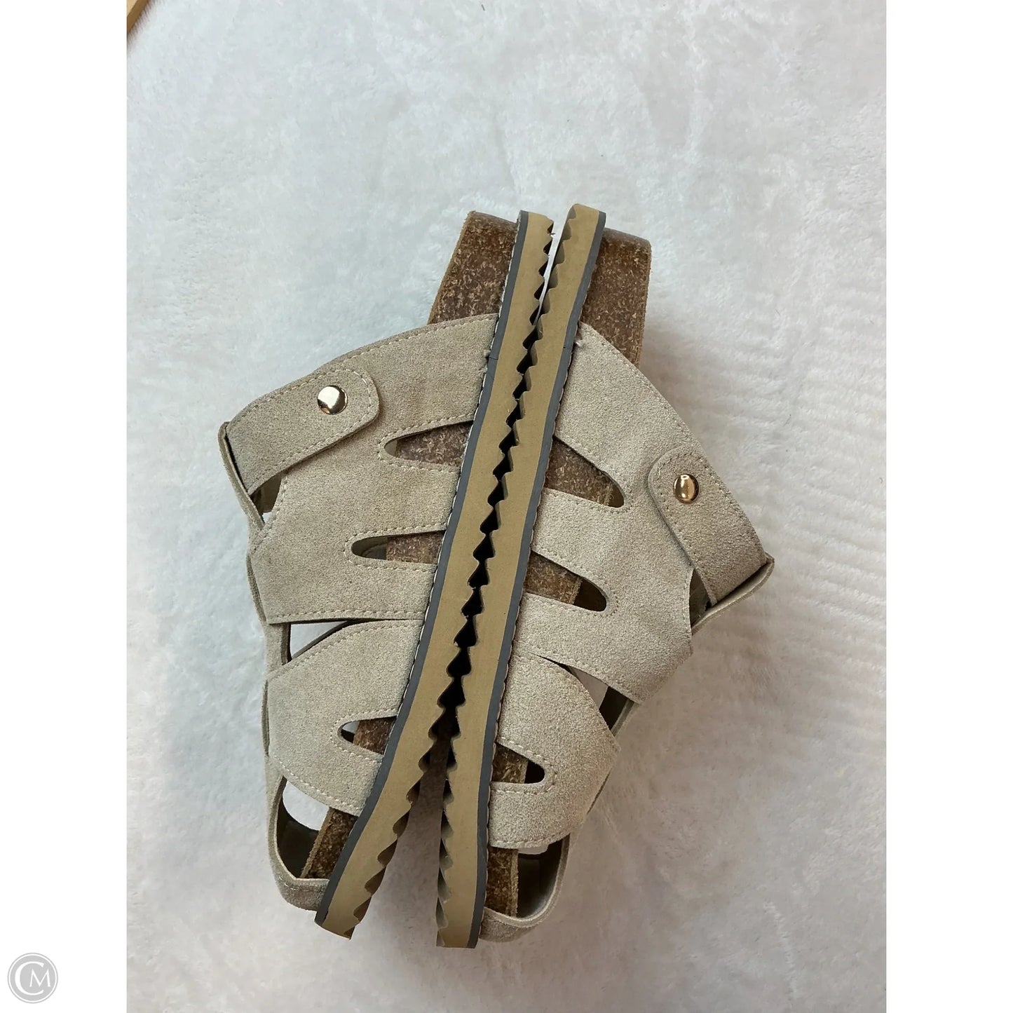 Sandals Flats By Clothes Mentor In Taupe, Size: 7