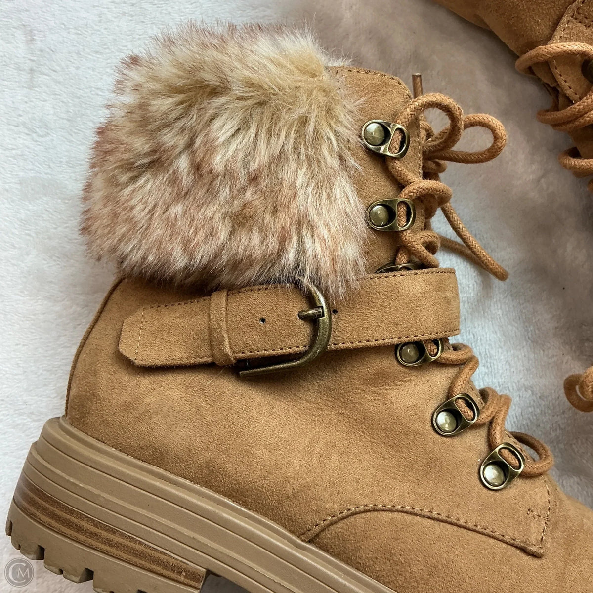 Boots Snow By Clothes Mentor In Tan, Size: 6.5