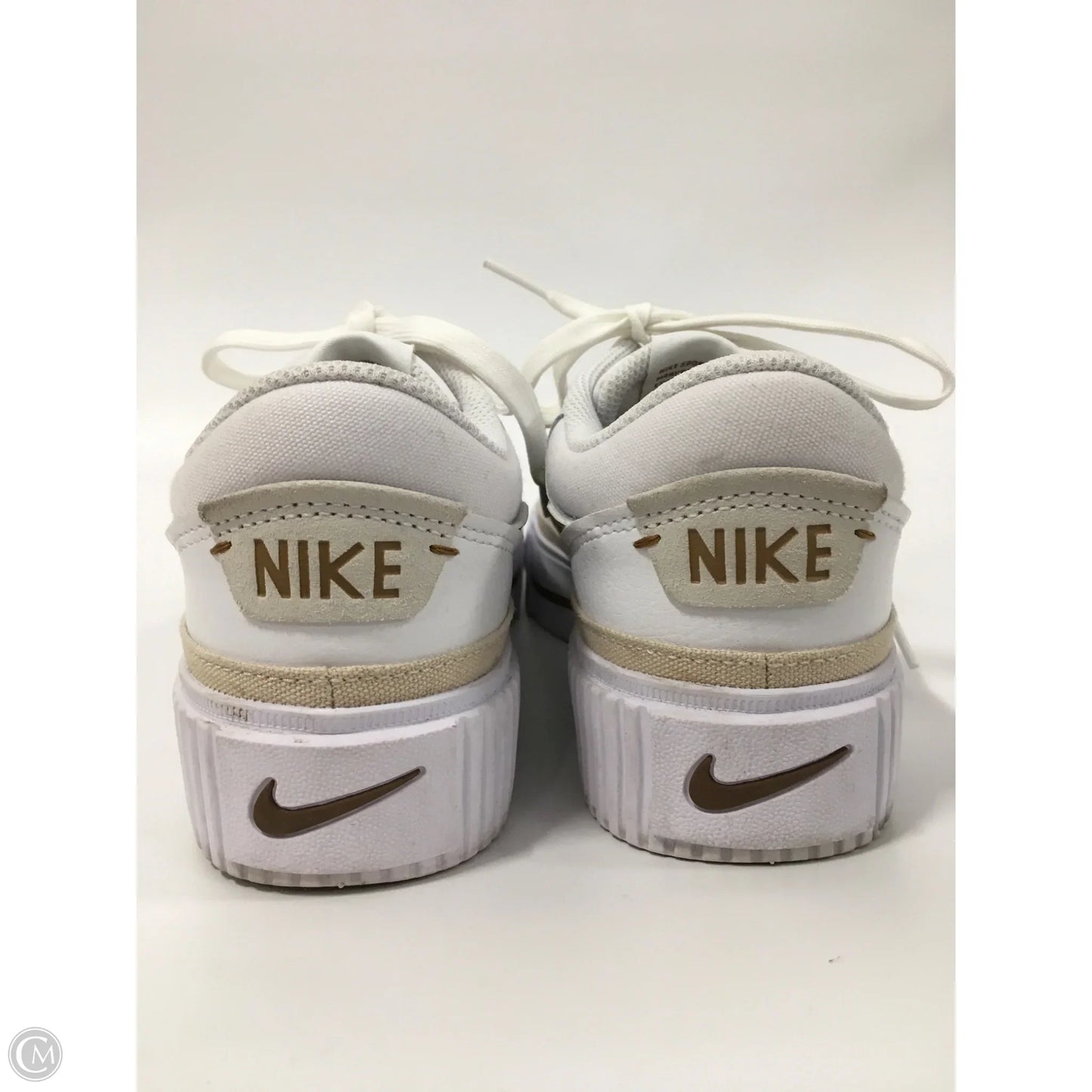 Shoes Sneakers By Nike In White, Size: 7.5
